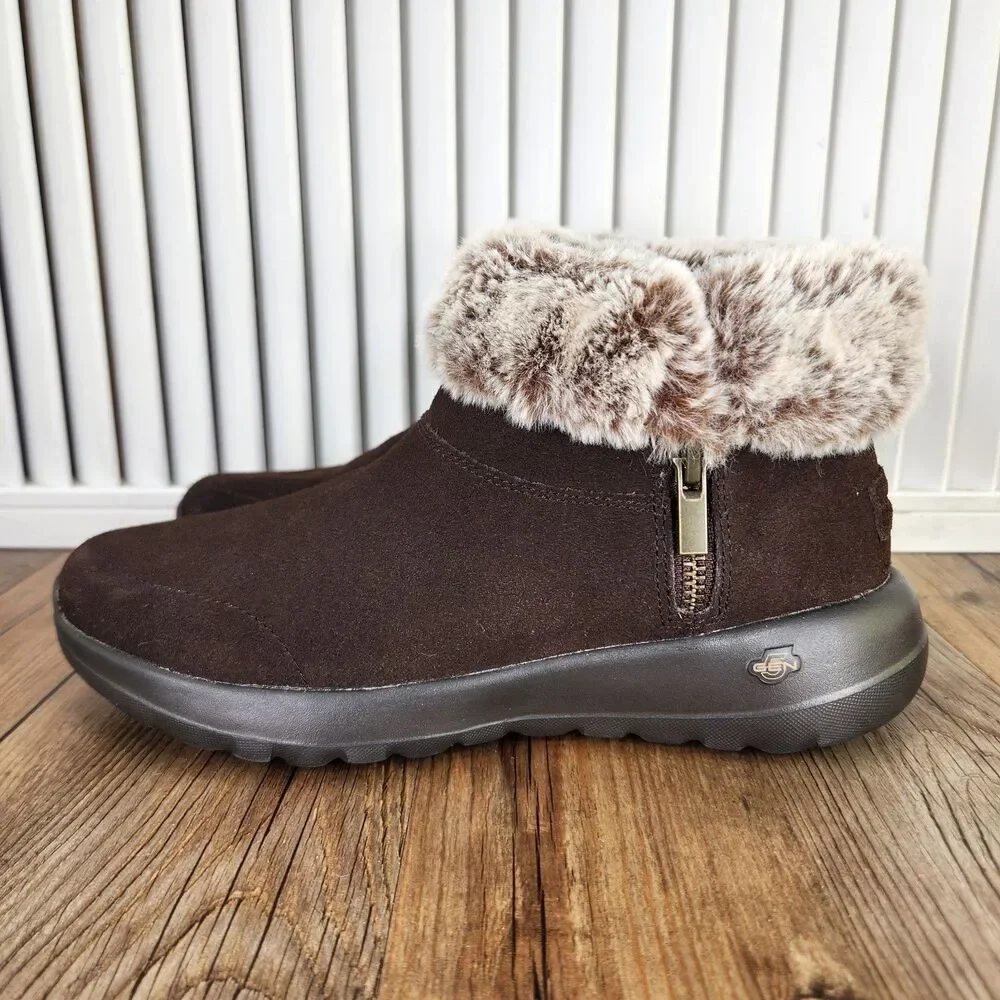 Skechers On-The-Go Joy Bundle Up Womens Size 6 Brown Suede Faux Fur Ankle Boots